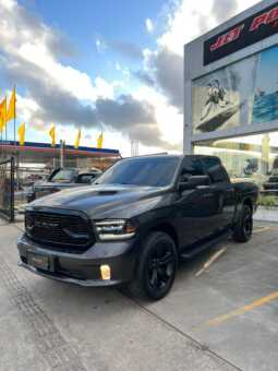 RAM 1500 CLASSIC NIGHT EDITION 2022 completo