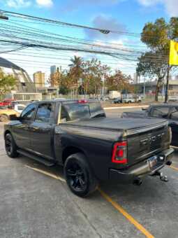 RAM 1500 CLASSIC NIGHT EDITION 2022 completo