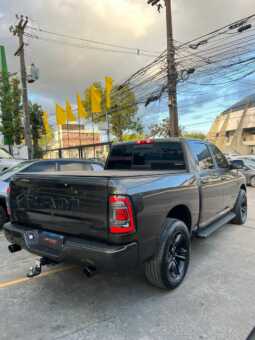 RAM 1500 CLASSIC NIGHT EDITION 2022 completo